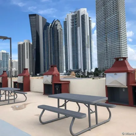 Image 5 - Plaza of the Americas Building 4, North Bay Road, Sunny Isles Beach, FL 33160, USA - Apartment for rent
