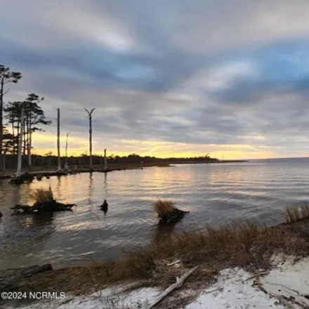 Image 6 - Sandy Point Drive, Carteret County, NC 28516, USA - House for sale