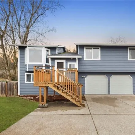 Buy this 4 bed house on 18 2nd Avenue South in Algona, King County