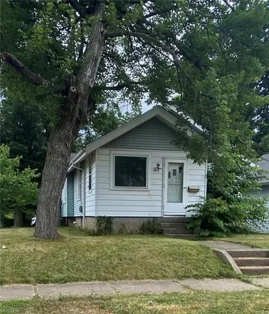Buy this 2 bed house on 943 Wyley Avenue in Akron, OH 44306