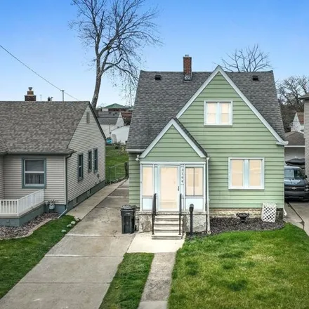 Buy this 3 bed house on 3154 22nd Street in Wyandotte, MI 48192