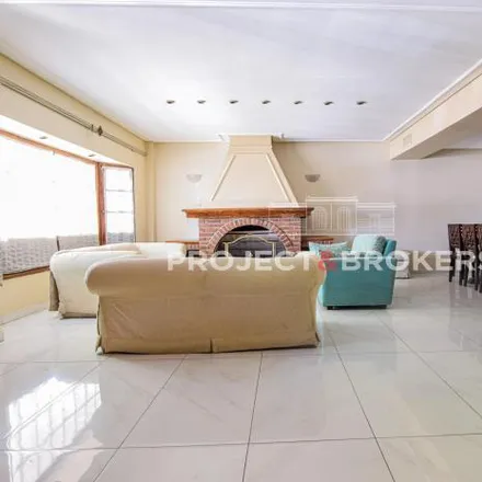 Buy this 5 bed house on Crisólogo Larralde 3049 in Partido de Morón, Castelar