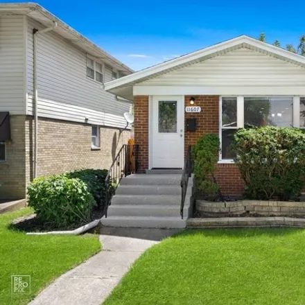 Buy this 3 bed house on 11607 South Aberdeen Street in Chicago, IL 60643