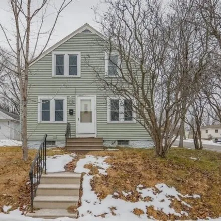 Buy this 4 bed house on 1005 Spruce Street in Wausau, WI 54401