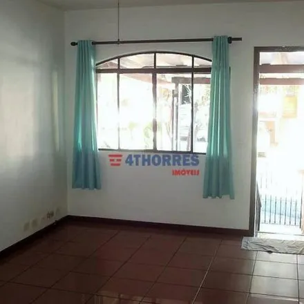 Buy this 2 bed house on Avenida Antônio Ramiro da Silva in Jardim D'Abril, São Paulo - SP