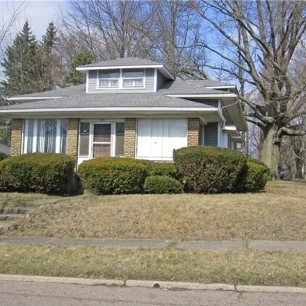 Buy this 3 bed house on 714 Bertha Avenue in Akron, OH 44306