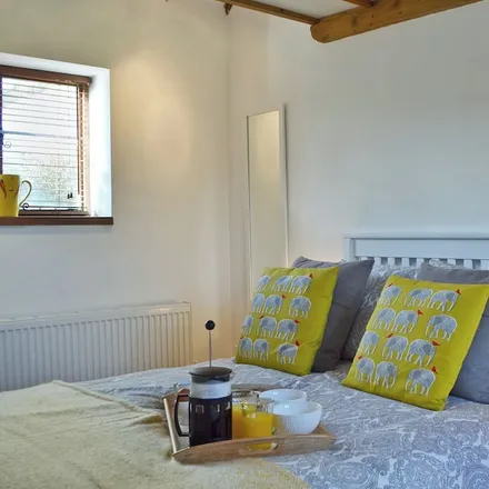 Rent this 1 bed duplex on Horsted Keynes in RH19 4HY, United Kingdom