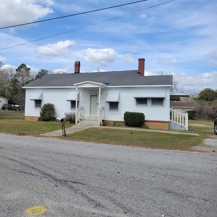 Rent this 2 bed house on 430 South Calhoun Street in Bishopville, SC 29010