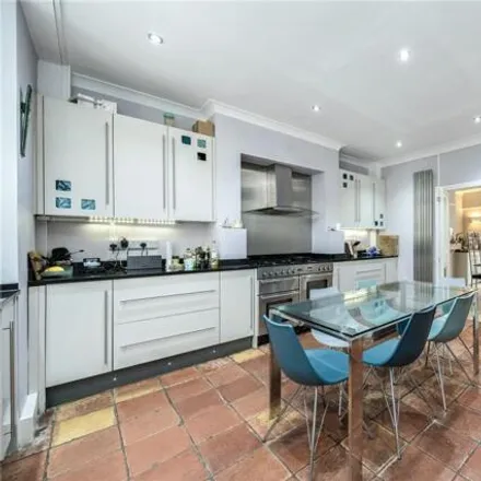 Image 2 - Adelaide Avenue, London, SE4 1YT, United Kingdom - Townhouse for sale