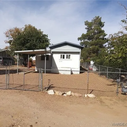 Buy this studio apartment on 2197 Northfield Avenue in Mohave County, AZ 86409