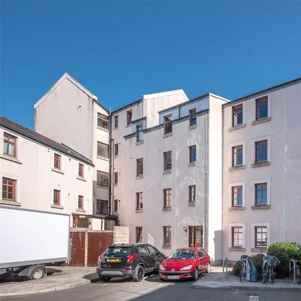 Rent this 2 bed apartment on Coburg Street in City of Edinburgh, EH6 6HF