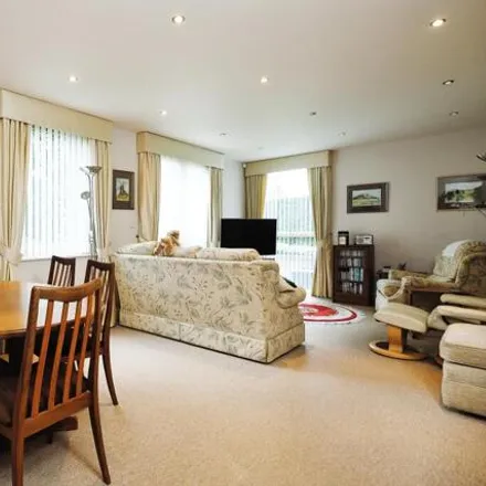 Image 4 - Oakfield, Radcliffe on Trent, NG12 2AL, United Kingdom - Apartment for sale