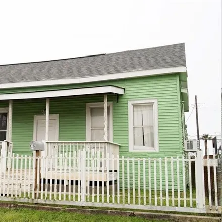 Buy this 3 bed house on 4155 Sealy Street - Avenue I in Galveston, TX 77550