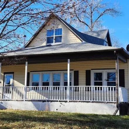 Buy this 4 bed house on 464 Rush Street in Elwood, Gosper County