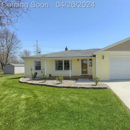 Buy this 3 bed house on 418 Range Road in Marysville, MI 48040