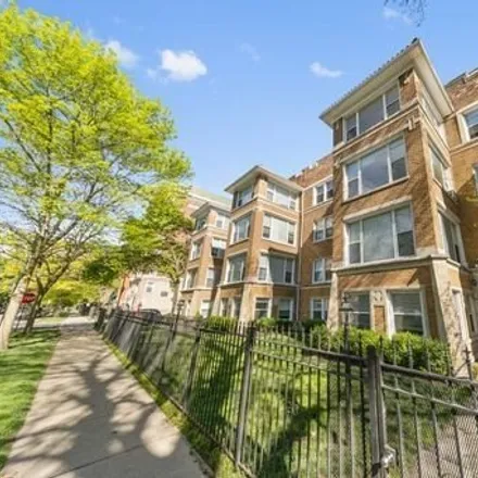 Rent this 3 bed apartment on 1442-1444 West Fargo Avenue in Chicago, IL 60626