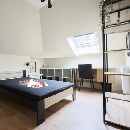 Rent this 1 bed room on 149 rue de Vesle in 51100 Reims, France