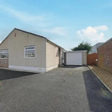 Buy this 2 bed house on Mure Avenue in Kilmarnock, KA3 1UH