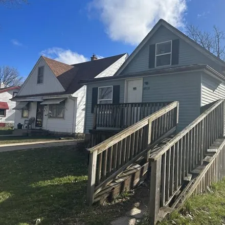 Image 3 - 4818 N 39th St, Milwaukee, Wisconsin, 53209 - House for sale