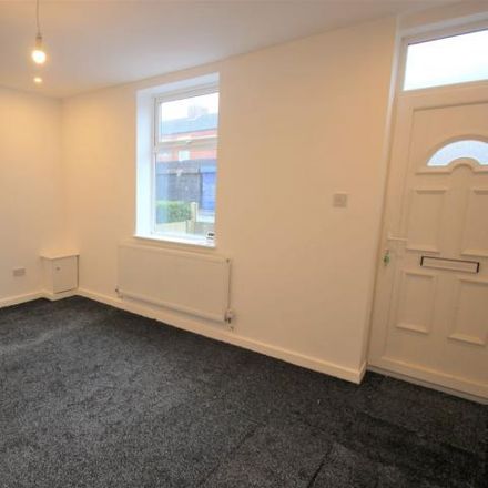 Rent this 3 bed house on Leigh Road/Chadwick Street in Leigh Road, Howe Bridge