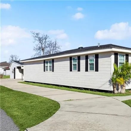 Image 2 - 628 Keller Avenue, Westwego, LA 70094, USA - House for sale