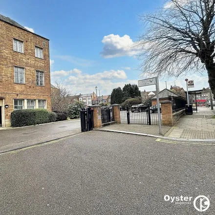 Rent this 2 bed apartment on Aldermens Court in Constable Close, London