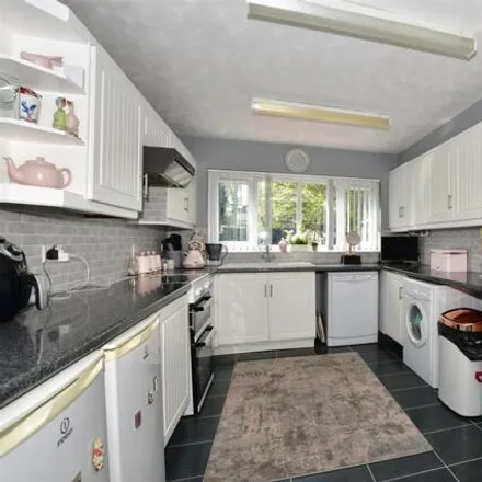 Buy this 4 bed duplex on The Link School in 138 Croydon Road, London