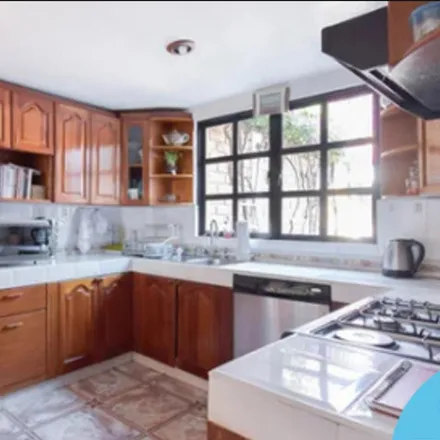 Buy this studio house on Camino Real de Tetelpan 180 in Álvaro Obregón, 01700 Mexico City