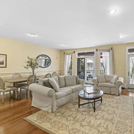 Image 3 - Chapel Avenue, Jersey City, NJ 07305, USA - Condo for sale