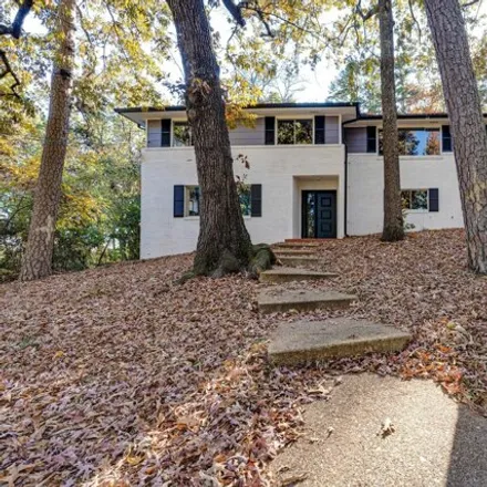 Buy this 5 bed house on Sunset Court in Shawnee Park, Chattanooga