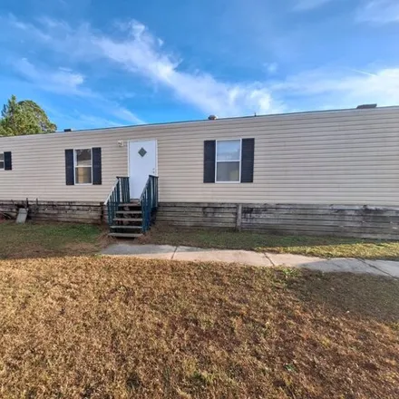 Buy this studio apartment on Kelly Drive in Hinesville, GA 31313