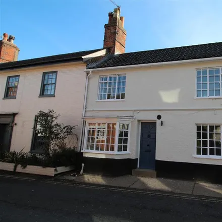 Rent this 2 bed townhouse on unnamed road in Halesworth, IP19 8LW