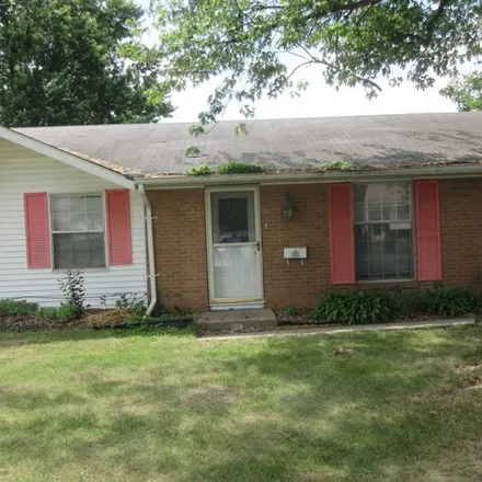 Buy this 3 bed house on 2205 15th Ave in Sterling, Illinois