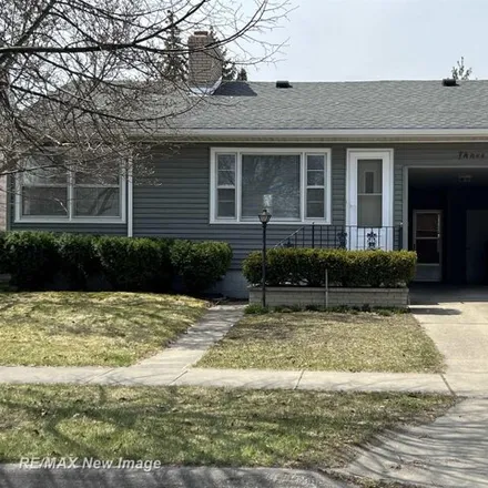 Buy this 3 bed house on 337 North Henry Street in Bay City, MI 48706