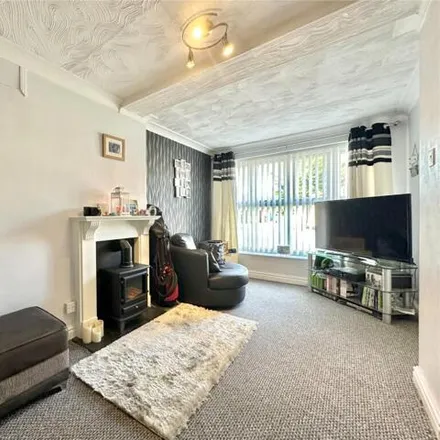 Image 9 - Stapeley Gardens, Knowsley, L26 9YG, United Kingdom - House for sale