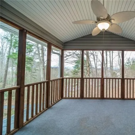 Image 9 - 676 Hidden Springs Drive, Woodfin, Buncombe County, NC 28804, USA - House for sale