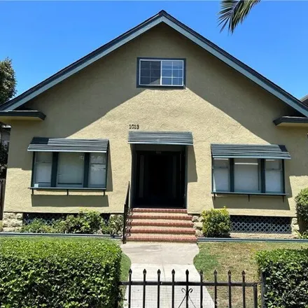 Buy this 7 bed house on First Baptist Church of Long Beach in Tribune Court, Long Beach