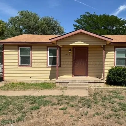 Buy this 2 bed house on 1056 North Carolina Street in Amarillo, TX 79106