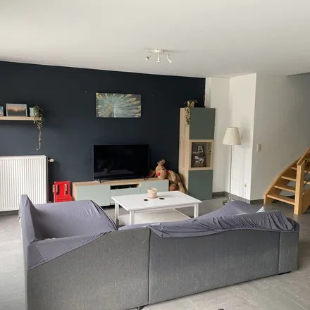 Rent this 2 bed apartment on Lange Eikstraat - Rue du Long Chêne 73 in 1970 Wezembeek-Oppem, Belgium
