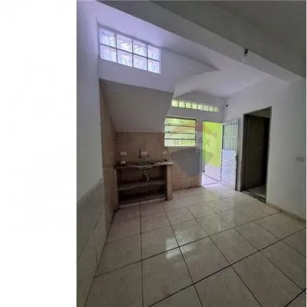 Rent this 1 bed house on Rua Orlando Pelerino in Lauzane Paulista, São Paulo - SP