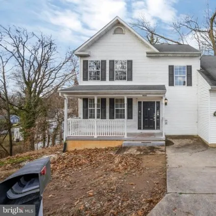 Buy this 5 bed house on 2032 South Langley Street in Arlington, VA 22204