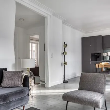Rent this 2 bed apartment on 8 Cité de l'Alma in 75007 Paris, France