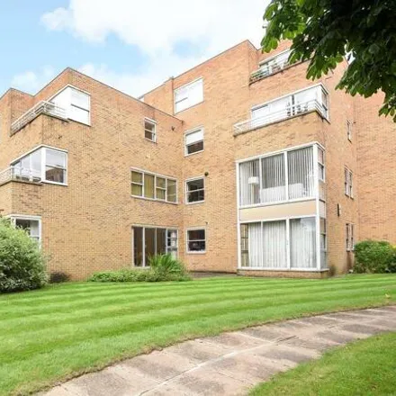 Buy this 2 bed apartment on Cunliffe Close in Central North Oxford, Oxford