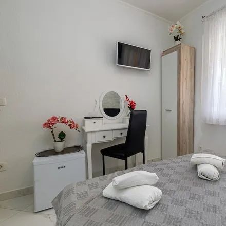 Image 5 - Grad Poreč, Istria County, Croatia - Apartment for rent