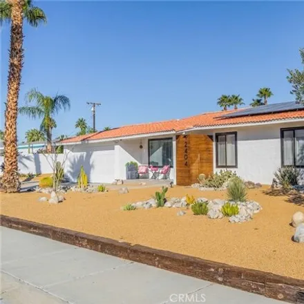 Image 2 - 2408 East Bellamy Road, Palm Springs, CA 92262, USA - House for sale