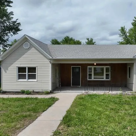 Buy this 2 bed house on 419 7th Street in Emmett, Pottawatomie County