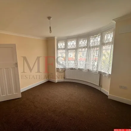 Rent this 3 bed house on 20 Gladstone Avenue in North Feltham, London