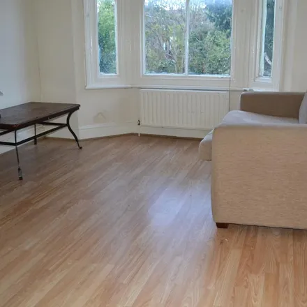 Rent this 3 bed apartment on Blenheim Gardens in London, NW2 4NR