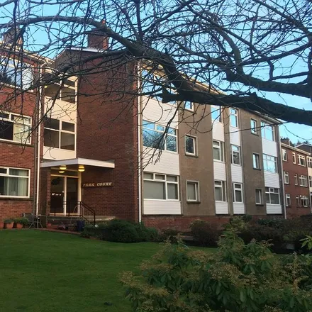 Rent this 2 bed apartment on Westwood Avenue in Giffnock, G46 7PB