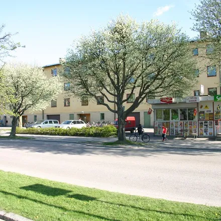 Rent this 1 bed apartment on Fågelbovägen 14-18 in 611 35 Nyköping, Sweden